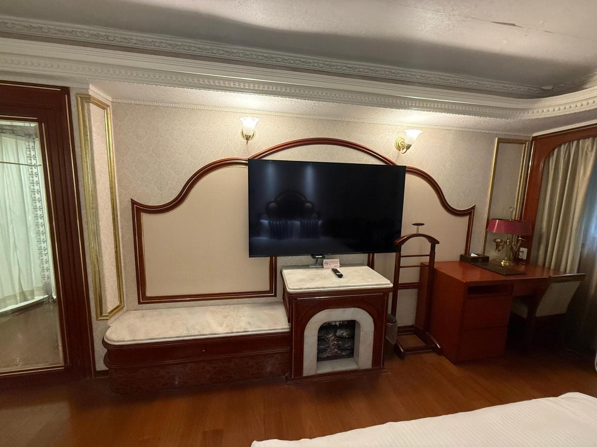 Happiness Hotel Taipei Exterior foto