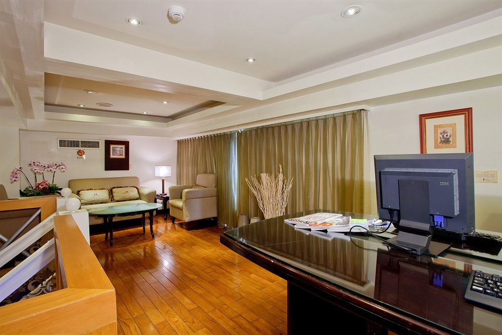 Happiness Hotel Taipei Exterior foto