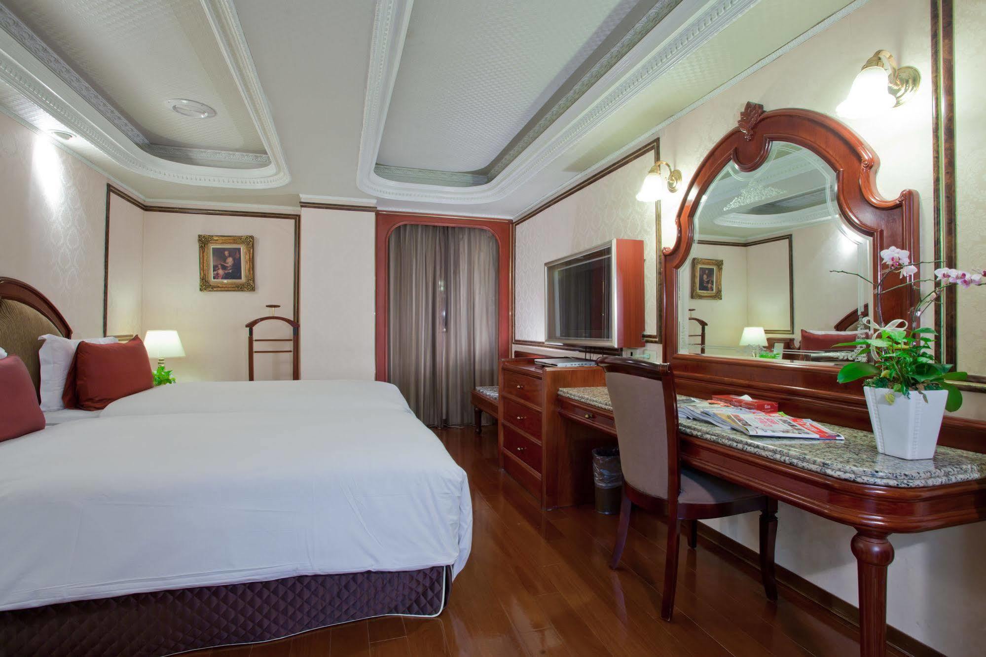 Happiness Hotel Taipei Exterior foto